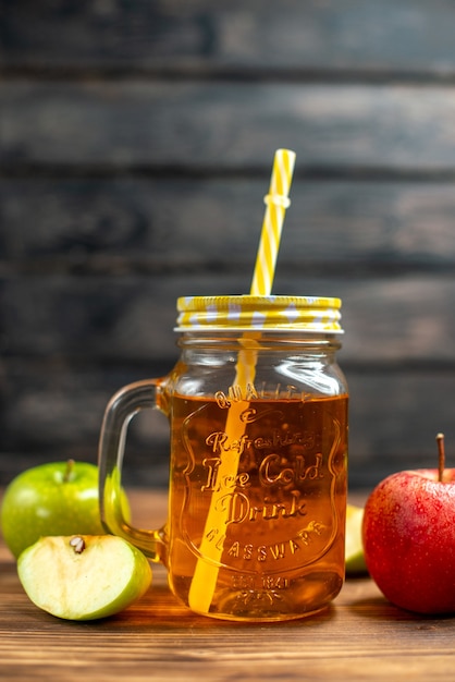 Front view fresh apple juice inside can with fresh apples on dark color cocktail drink fruit