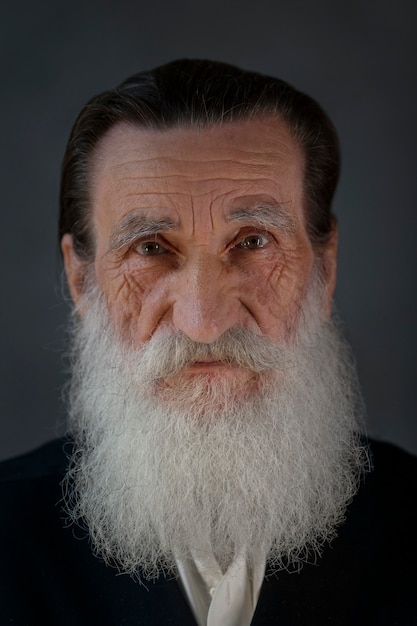 Front view old man with long beard