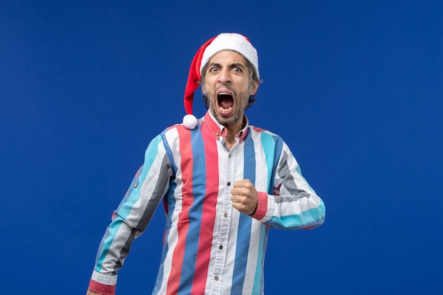 Free photo front view regular man with angry expression, santa christmas holiday