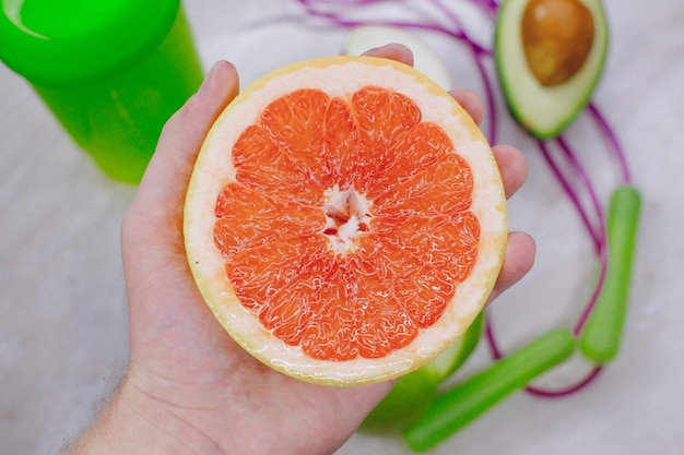 Free photo fruit on a hand