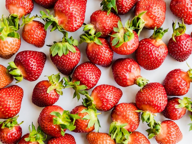 Free photo fruit layout with strawberry