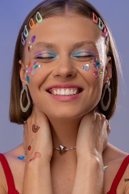 Free photo fun portrait with decorations on face