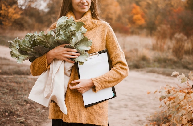 Free Photo gardener with bag