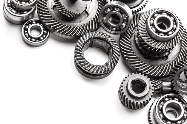 Free Photo gear metal wheels isolated on white background