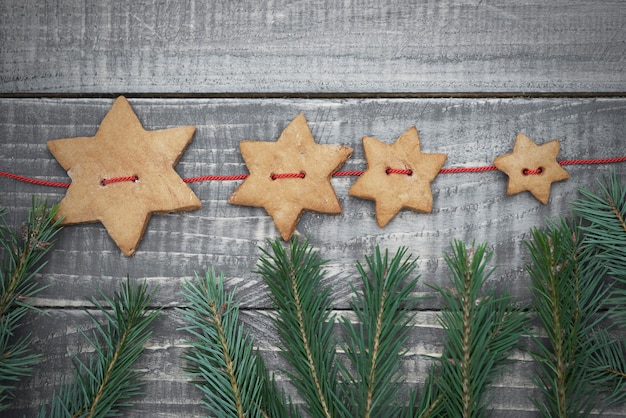 Free Photo gingerbread stars hanging on the twine