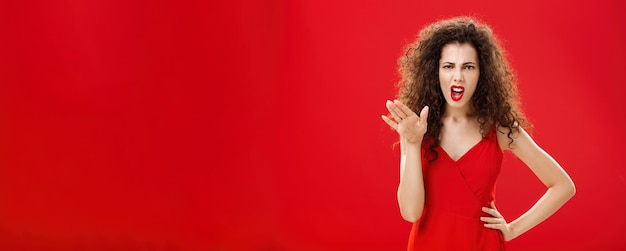 Free photo girl chowing her temper to employees being fed up with unappropriate behaviour complaining standing