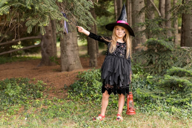 Free Photo girl outdoor with halloween costume