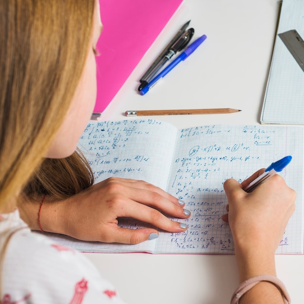 Free photo girl studying math