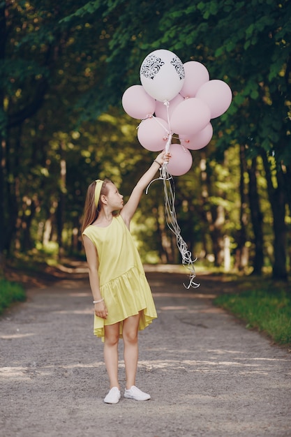 Free photo girl with ballons