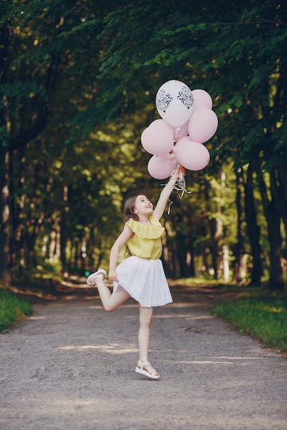 Free photo girl with ballons