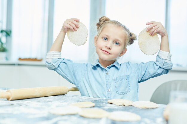 Girl with flatbreads