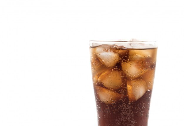 glass of cola with ice