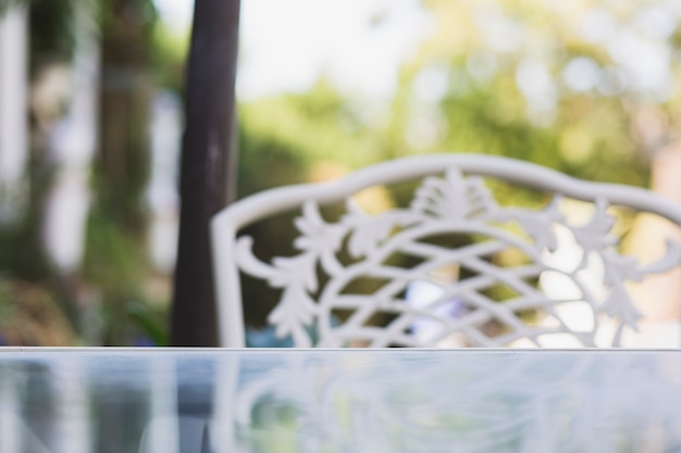 Free Photo glass table in garden