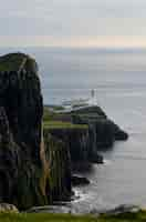 Free photo gorgeous sea cliffs at neist point on the isle of skye in scotland