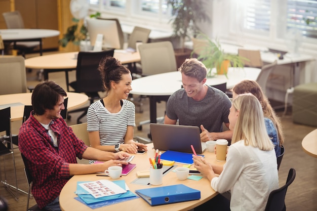 Free photo graphic designers in a meeting