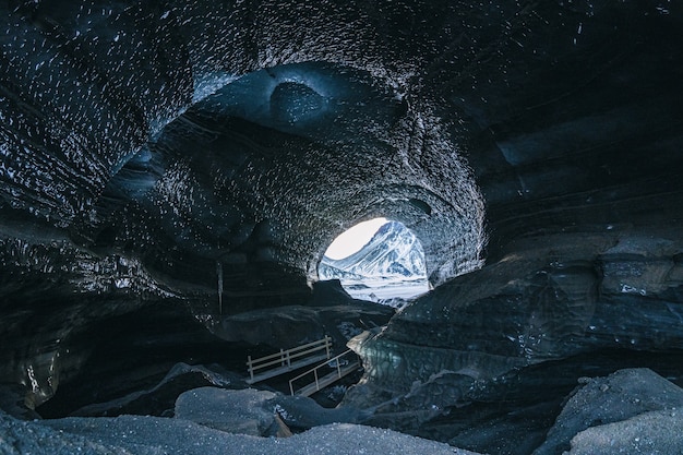 Free photo gray cave