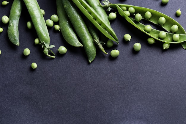 Free Photo green peas