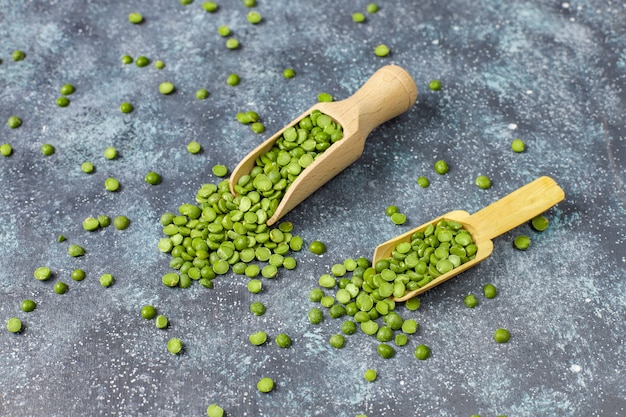 Green split peas, top view