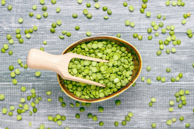 Free Photo green split peas