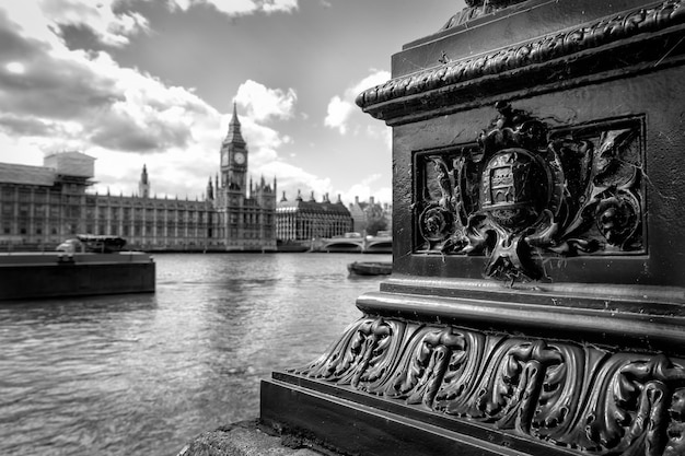 Greyscale shot of Big Ben in London, UK