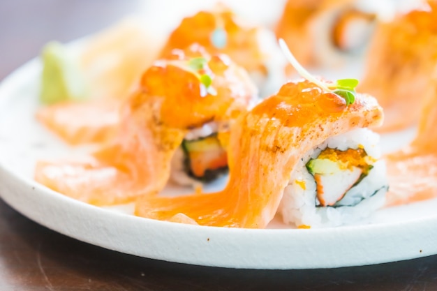 Grilled salmon sushi roll