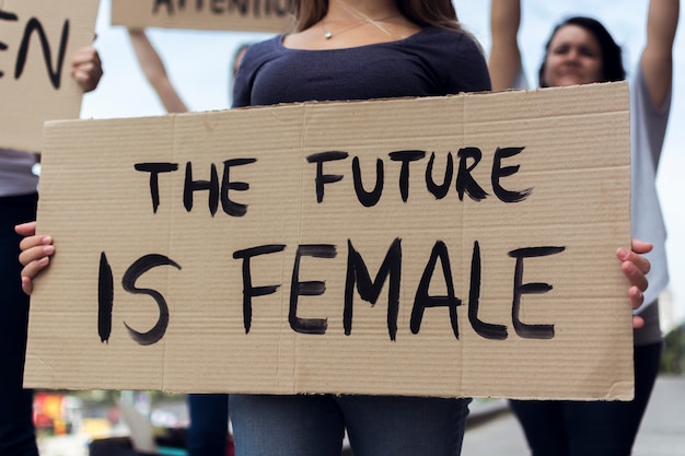 Free photo group of female activists protesting