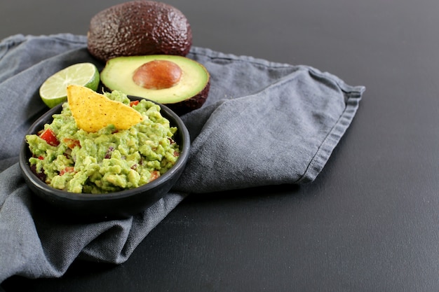 Free photo guacamole dip