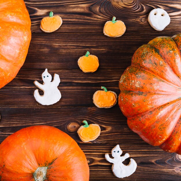 Halloween cookies with pumpkins