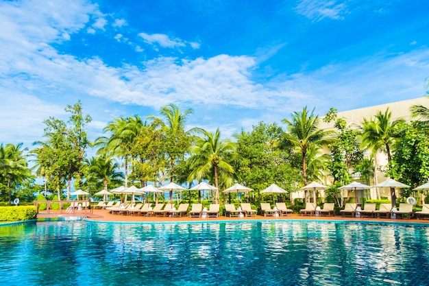 Free photo hammocks arranged in rows in the pool