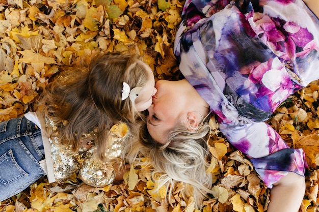 Free photo happy family on autumn walk