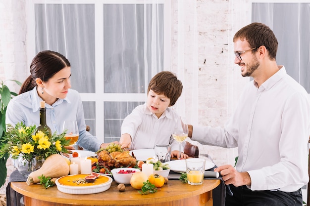 Free Photo happy family at festive table