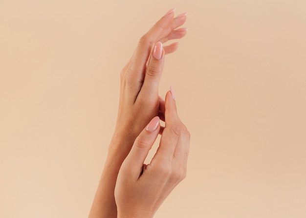 Free photo healthy beautiful manicure woman hands