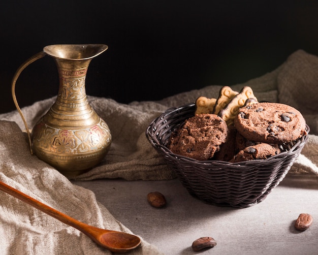 Free photo high angle arrangement with mix of sweets in bowl