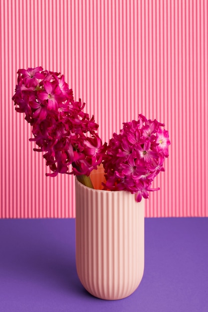 Free photo high angle beautiful hyacinth in vase