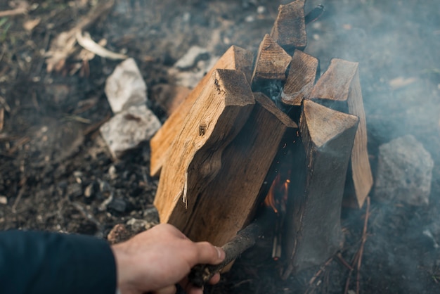 Free photo high angle bonfire with smoke