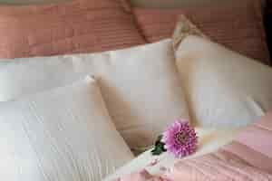 Free photo high angle cozy bed arrangement