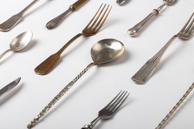 Free Photo high angle cutlery arrangement