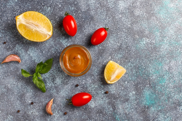 Free photo homemade ketchup,mustard and mayonnaise sauce.