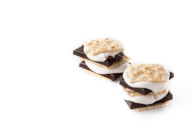 Free photo homemade smores isolated on white background