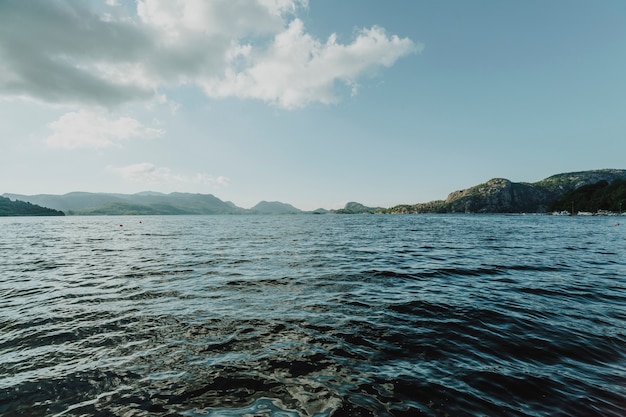 Horizon line of a lake