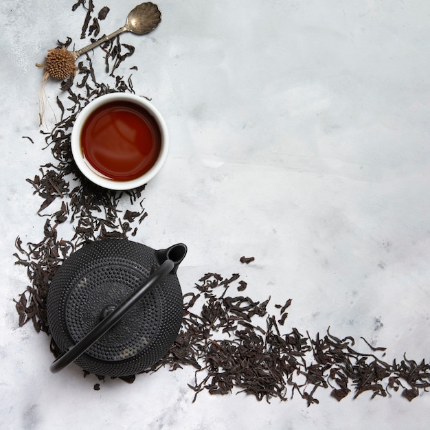 Free Photo hot chocolate with herbal leaves