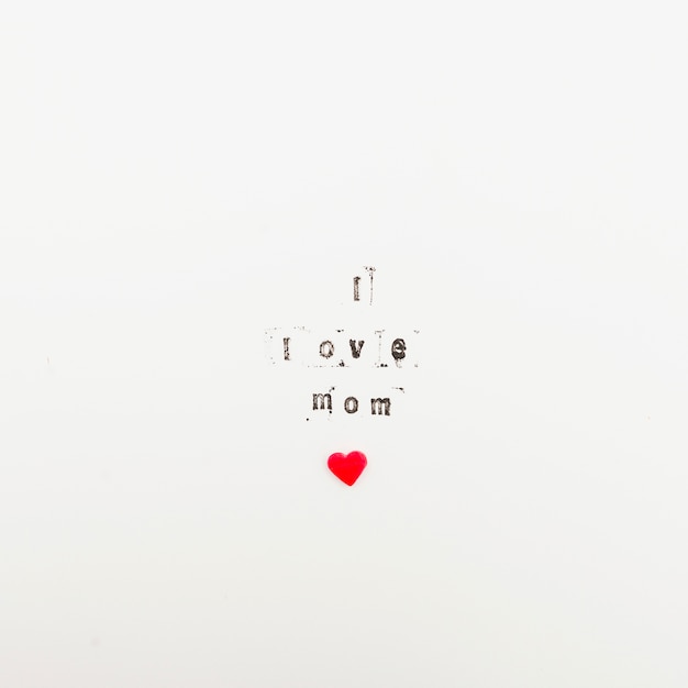 Free photo i love mom inscription with small heart