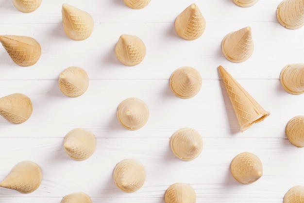 Free Photo ice cream background with many cones