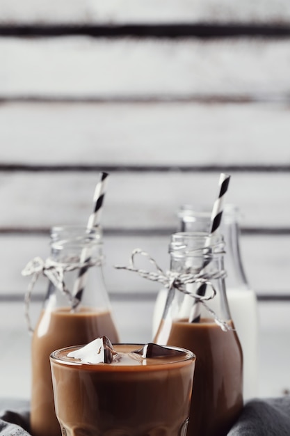 Free photo iced latte coffee. morning breakfast concept