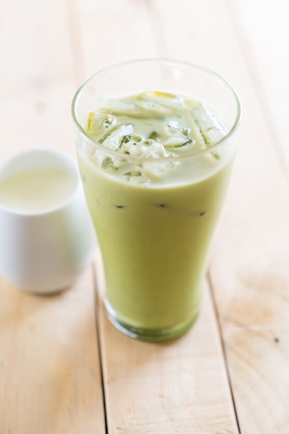 iced matcha latte