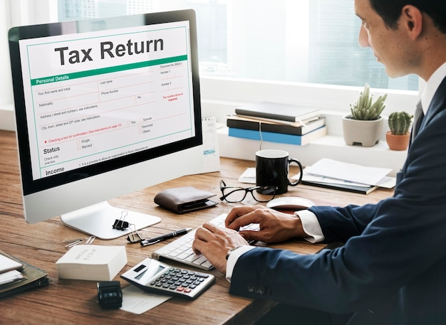 Free photo income tax return deduction refund concept