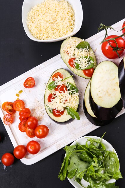 ingredients for eggplant pizza