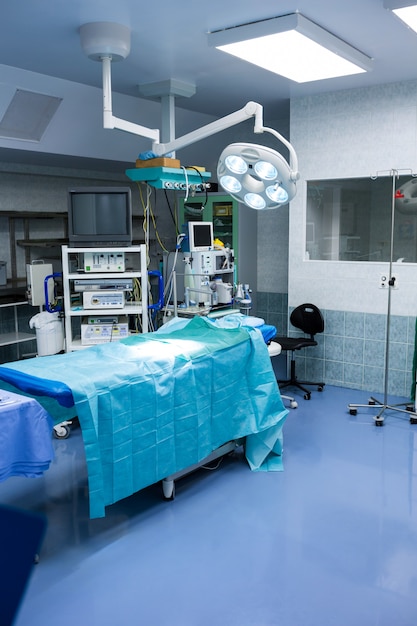 Free photo interior view of operating room