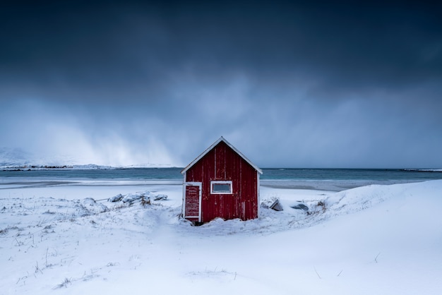 Free Photo isolated house in a snowy viilage