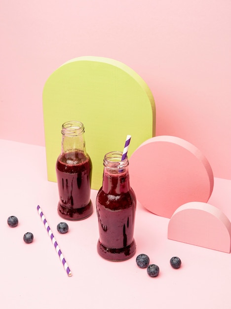 Free photo jar with fresh grapes smoothie